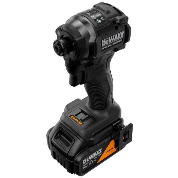 Фото - Шуруповерт DeWALT DCF86MP2T